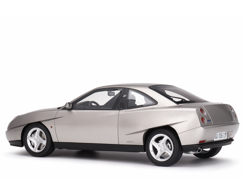 Fiat Coupe 2.0 Turbo 20v 1996 Grigio Steel 1:18 - 88010