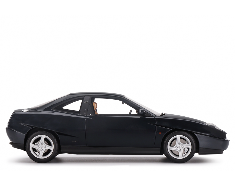 Fiat Coupe 2.0 Turbo 20v 1996 Nero Inchiostro 1:18 - 88024