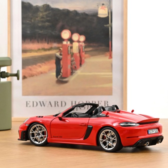 Porsche 718 Spyder RS 2023 Guards Red 1:18 - 88195