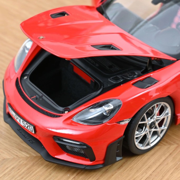 Porsche 718 Spyder RS 2023 Guards Red 1:18 - 88197