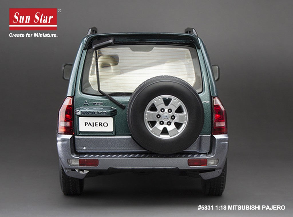Mitsubishi Pajero 3.5L V6 (V73) 2006 Green Metallic 1:18 - 88238
