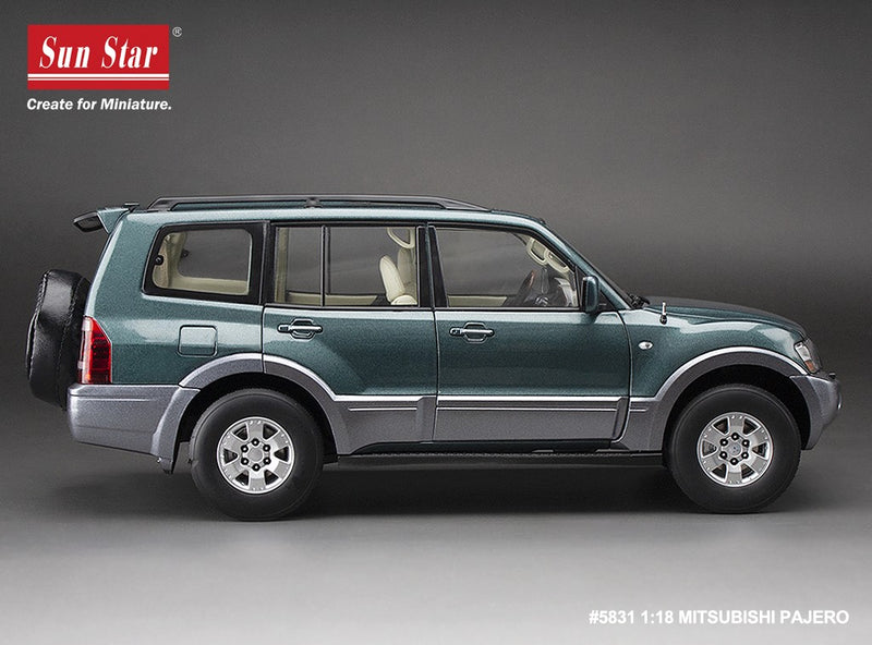 Mitsubishi Pajero 3.5L V6 (V73) 2006 Green Metallic 1:18 - 88240