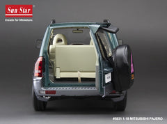 Mitsubishi Pajero 3.5L V6 (V73) 2006 Green Metallic 1:18 - 88243