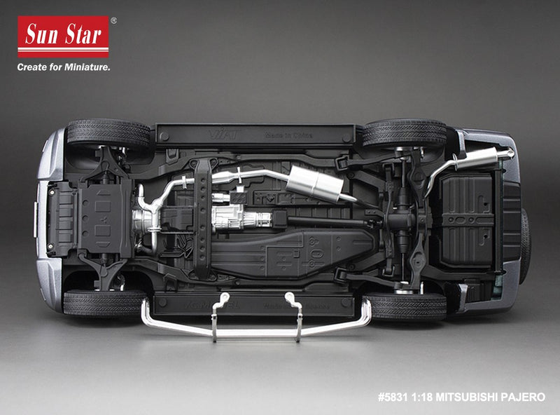 Mitsubishi Pajero 3.5L V6 (V73) 2006 Green Metallic 1:18 - 88250