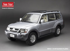 Mitsubishi Pajero 3.5L V6 (V73) 2006 Silver Gray 1:18 - 88252