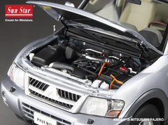 Mitsubishi Pajero 3.5L V6 (V73) 2006 Silver Gray 1:18 - 88261