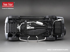 Mitsubishi Pajero 3.5L V6 (V73) 2006 Silver Gray 1:18 - 88266