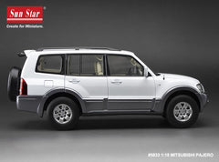 Mitsubishi Pajero 3.5L V6 (V73) 2006 White 1:18 - 88271
