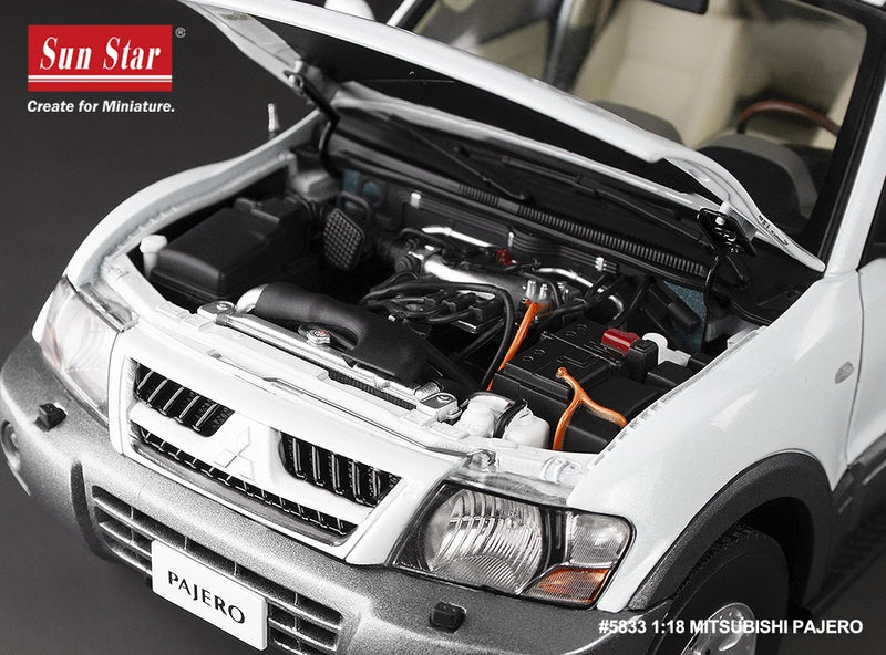 Mitsubishi Pajero 3.5L V6 (V73) 2006 White 1:18 - 88273