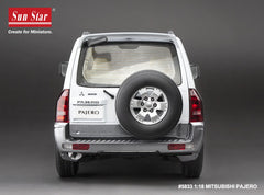 Mitsubishi Pajero 3.5L V6 (V73) 2006 White 1:18 - 88276
