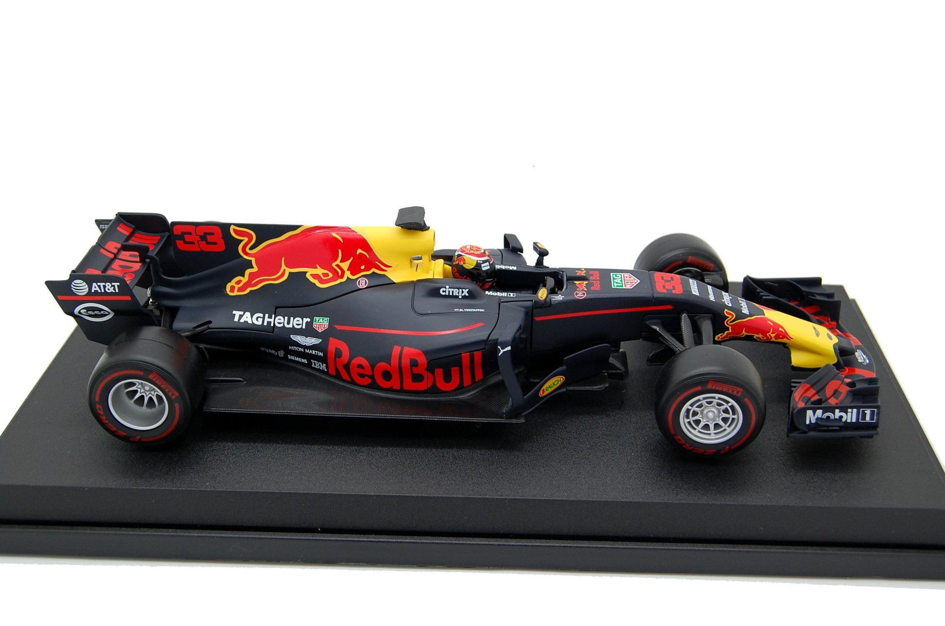 Red Bull Tag Heuer RB13 2017 Max Verstappen 1:18 - 8835