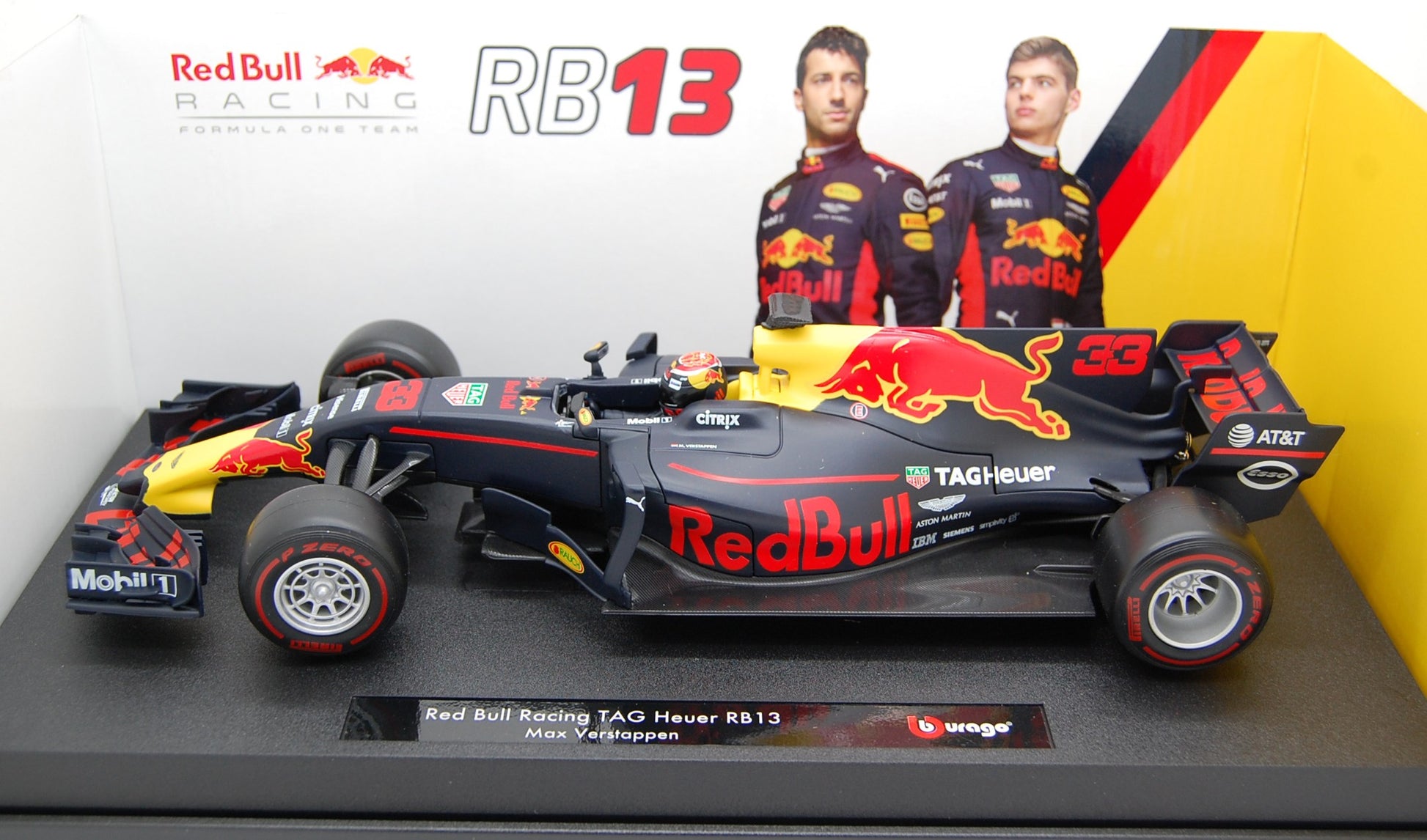 Red Bull Tag Heuer RB13 2017 Max Verstappen 1:18 - 8841