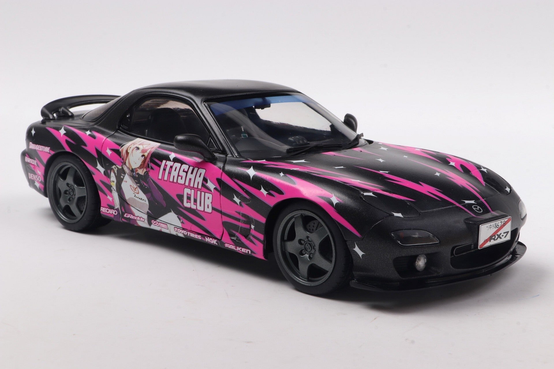 Mazda RX7 (FD3) RS Solido Works Itasha Club pink - black 1:18 - 88725