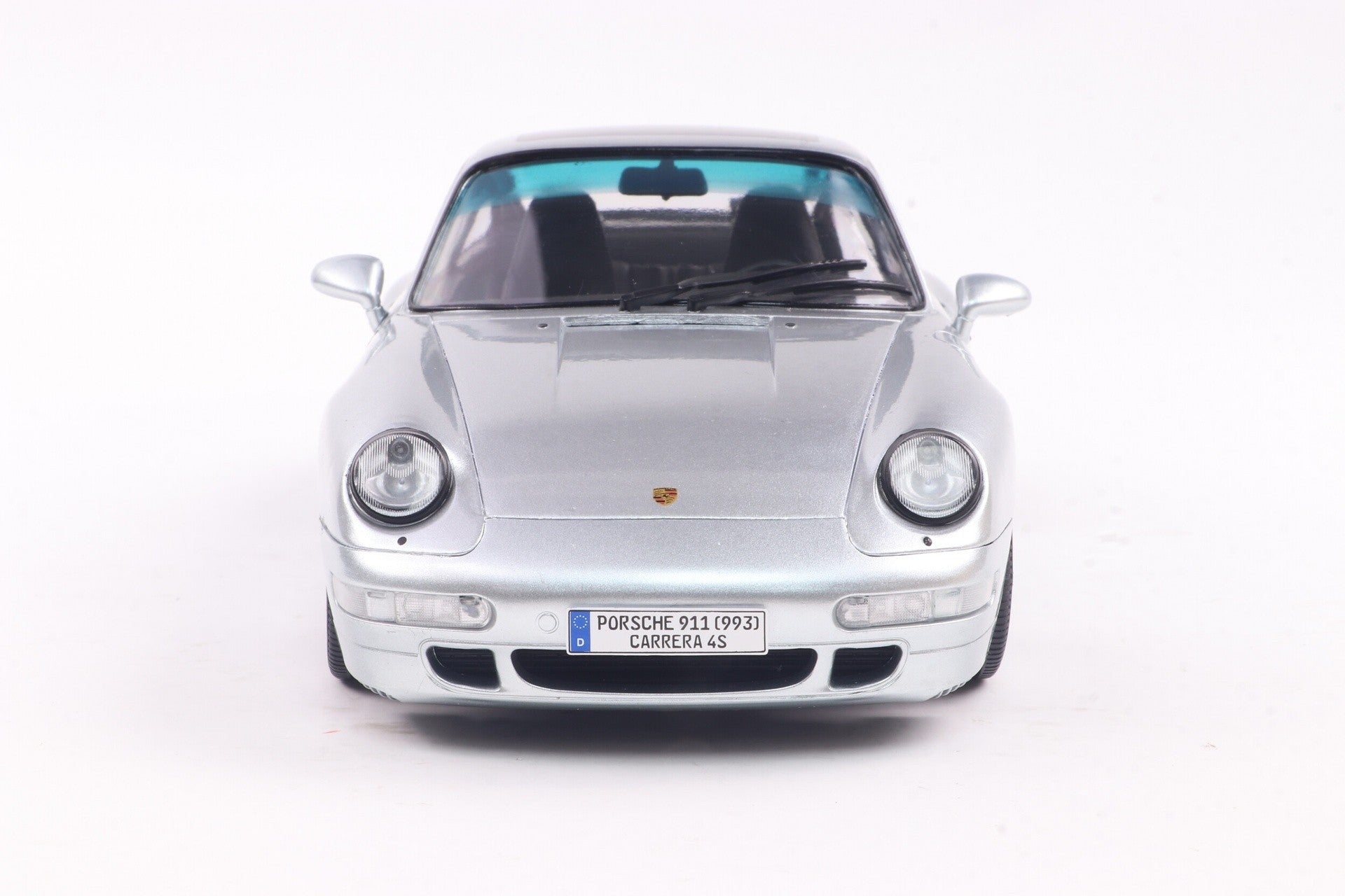 Porsche 911 (993) S 1996 Polar Silver 1:18 - 88824