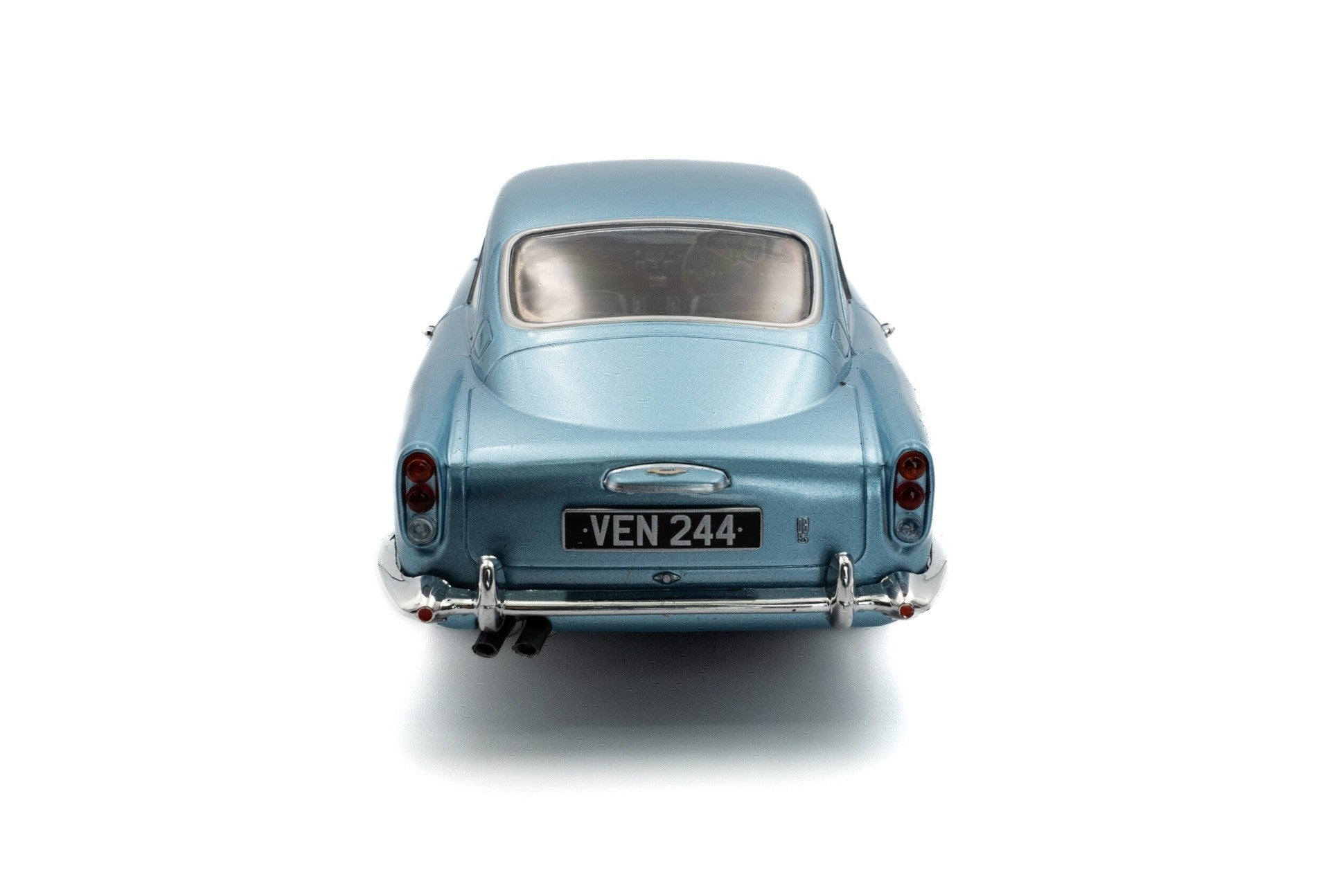 Aston Martin DB5 RHD 1964 Light Metallic Blue 1:18 - 88881