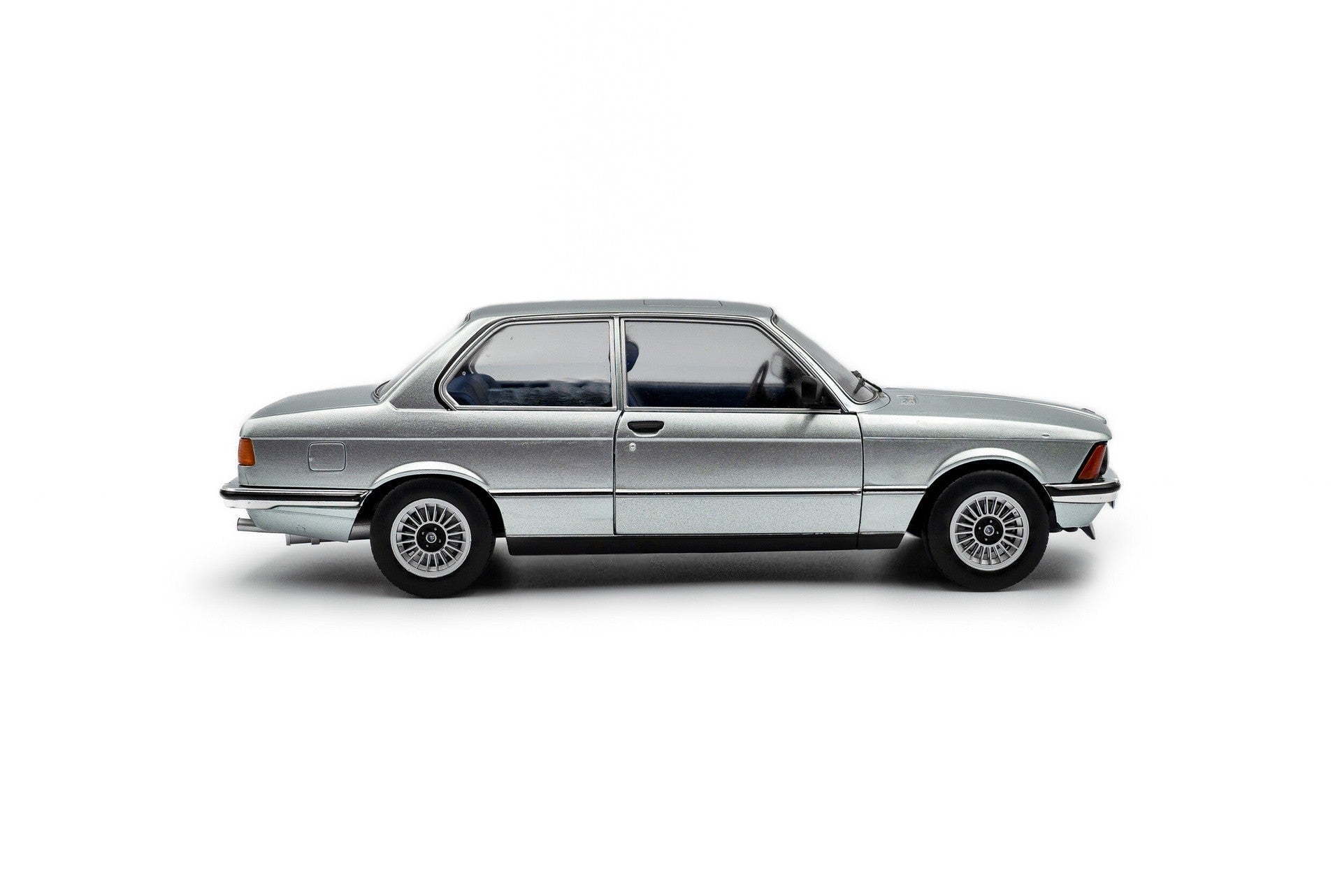 BMW III Series 323I (E21) 1980 Silver Metallic 1:18 - 88899