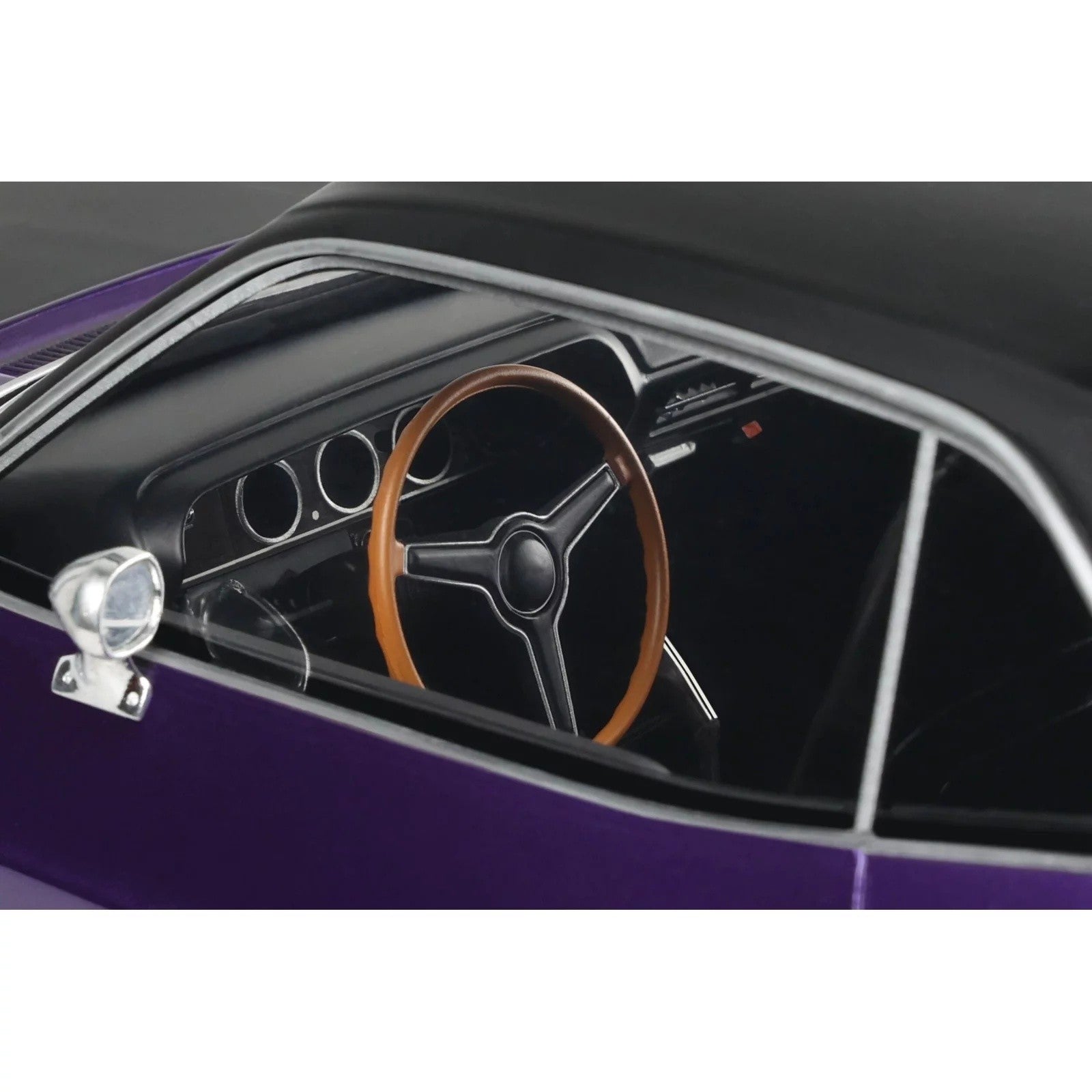 Dodge Challenger R/T 1970 viola metallico 1:12 - 89111