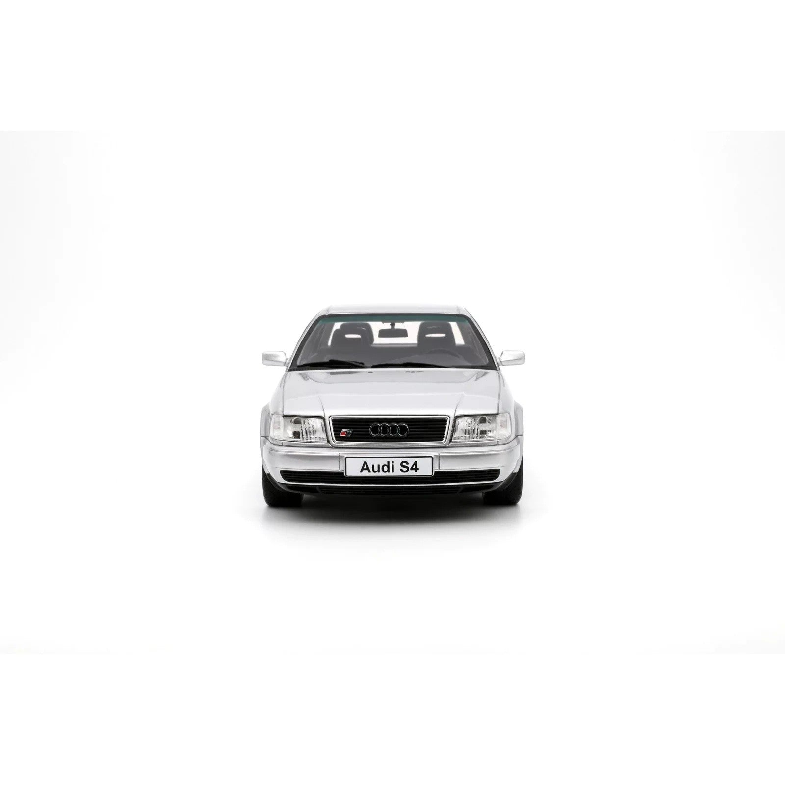 Audi S4 (C4) 4.2 V8 1993 Crystal Silver C6 1:18 - 89184