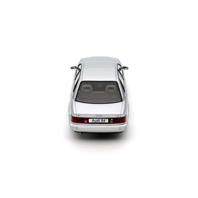 Audi S4 (C4) 4.2 V8 1993 Crystal Silver C6 1:18 - 89189