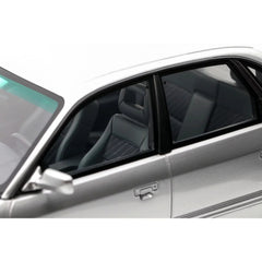 Audi S4 (C4) 4.2 V8 1993 Crystal Silver C6 1:18 - 89191