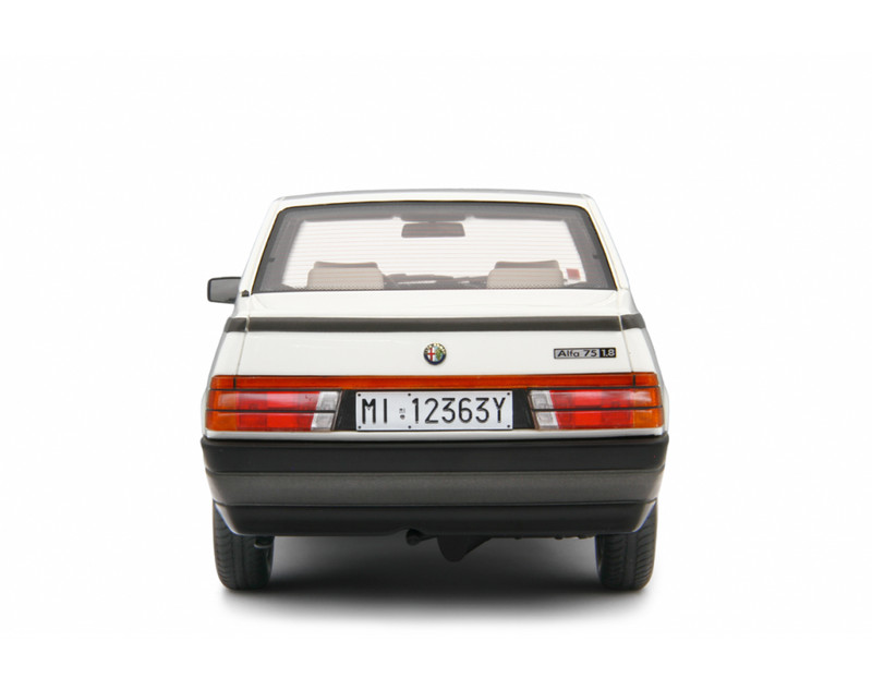 Alfa Romeo Alfa 75 1.6-1.8 1985 Bianco 1:18 - 89284