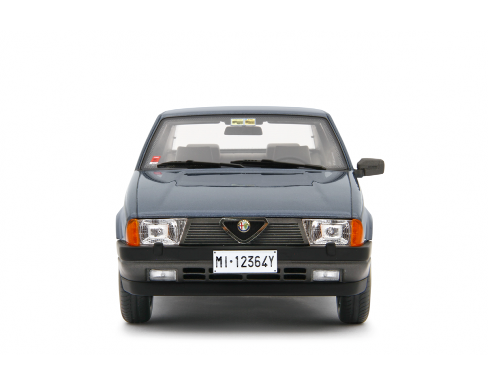 Alfa Romeo Alfa 75 1.6-1.8 1985 Blu metallizzato 1:18 - 89296