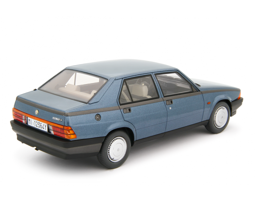 Alfa Romeo Alfa 75 1.6-1.8 1985 Blu metallizzato 1:18 - 89298