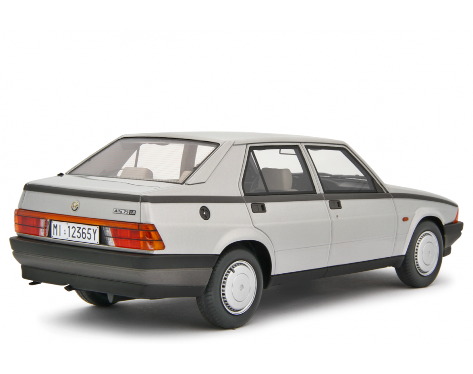 Alfa Romeo Alfa 75 1.6-1.8 1985 Grigio metallizzato 1:18 - 89307