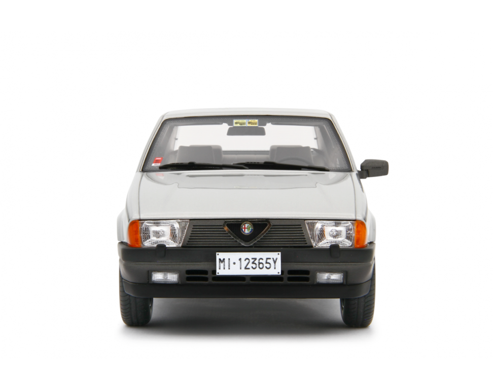 Alfa Romeo Alfa 75 1.6-1.8 1985 Grigio metallizzato 1:18 - 89309