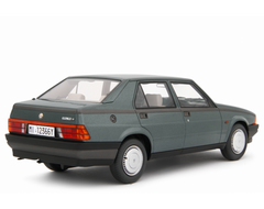 Alfa Romeo Alfa 75 1.6-1.8 1985 Verde metallizzato 1:18 - 89320