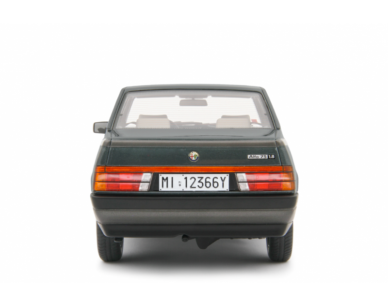 Alfa Romeo Alfa 75 1.6-1.8 1985 Verde metallizzato 1:18 - 89322