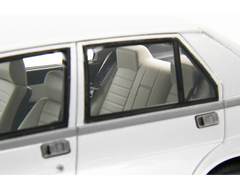 Alfa Romeo Alfa 75 1.6-1.8 1985 Blu scuro 1:18 - 89341
