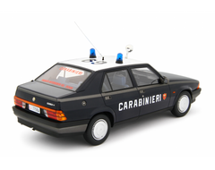 Alfa Romeo Alfa 75 1.6-1.8 1985 Carabinieri 1:18 - 89351