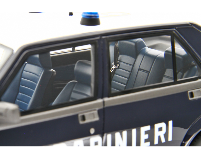 Alfa Romeo Alfa 75 1.6-1.8 1985 Carabinieri 1:18 - 89352