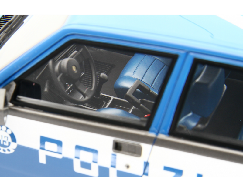 Alfa Romeo Alfa 75 1.6-1.8 1985 Polizia Stradale 1:18 - 89386