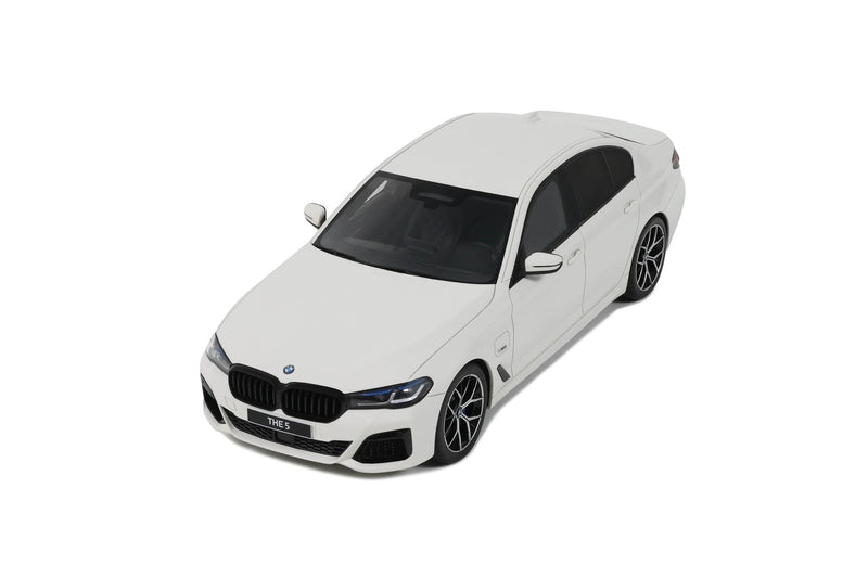 BMW 5 Series 545e Xdrive M Sport (F90) 2023 White 1:18 - 89470