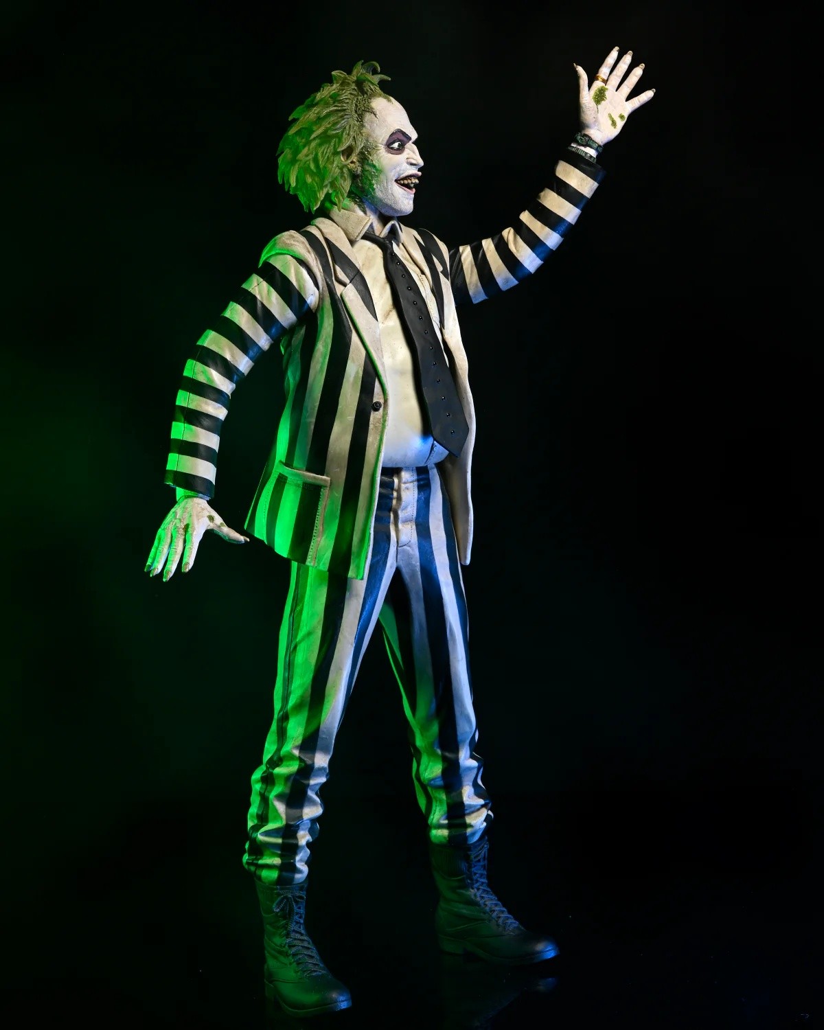 Beetlejuice 1988 Stripe Suit Beetlejuice Talking Action Figure 1:4 - 89481