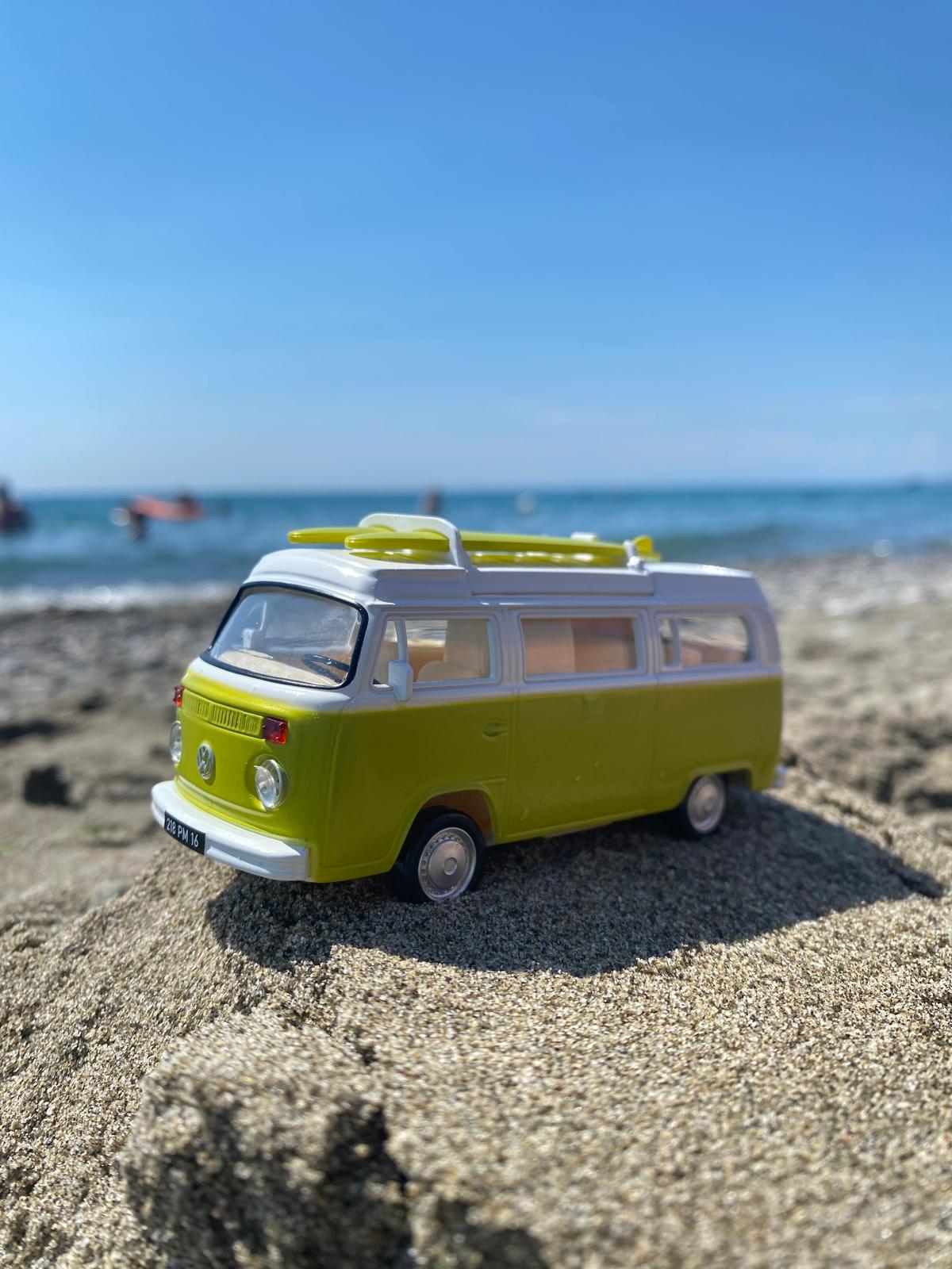 VW T2 Combi 1973 Sage Green Jet-car 1:43-4