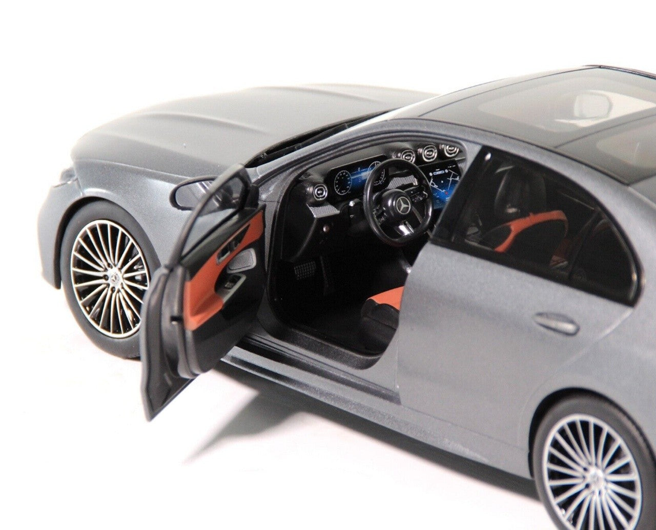 Mercedes-Benz C-Class (W206) 2022 Selenite Gray 1:18 - 89798