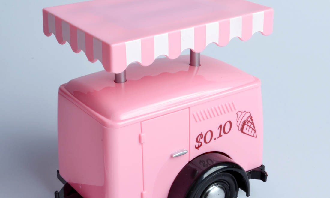 Volkswagen T2 van "Ice Cream set" Pink con rimorchio 1:24 - 8992