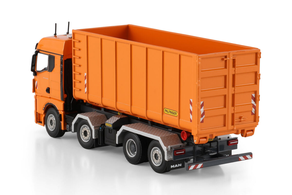 MAN TGX GM Riged Truck Hooklift System 8X2 Tag Axle + 40M3 Container 1:50-3