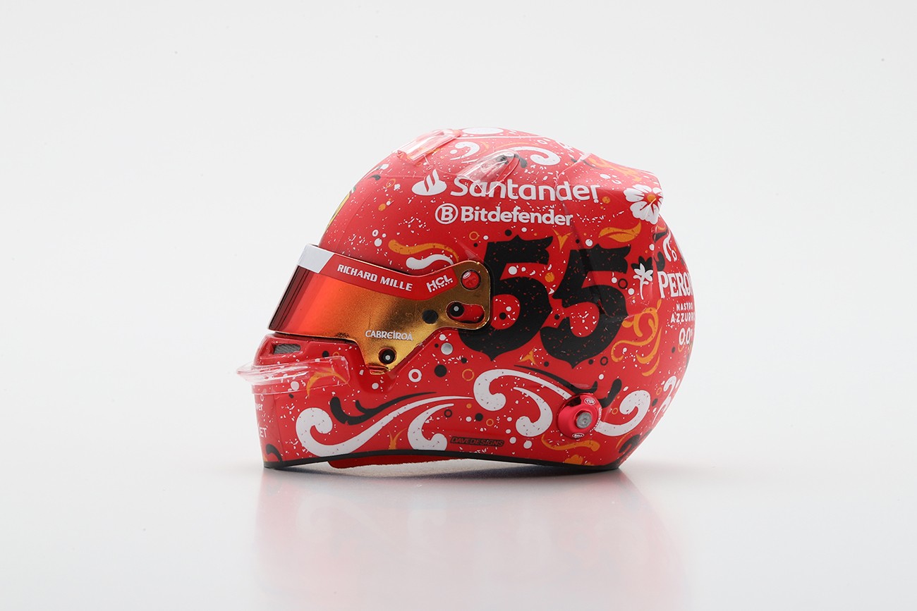 Carlos Sainz Casco Bell Ferrari SF-24 2024 Mexican GP 1:5 - 90199