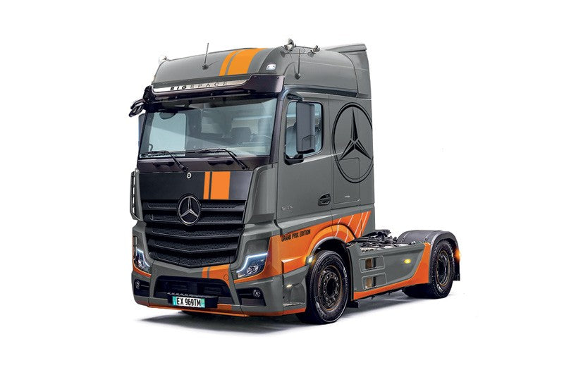 Mercedes-Benz Actros MP4 Big Space Grand Prix Edition Kit 1:24 - 90361