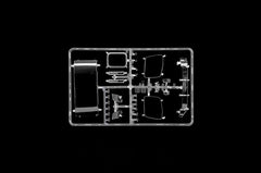 Mercedes-Benz Actros MP4 Big Space Grand Prix Edition Kit 1:24 - 90371