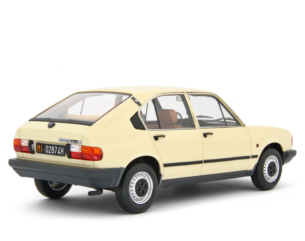 Alfa Romeo Alfasud 1.2 4 Porte 1980 Avorio 1:18 - 90410