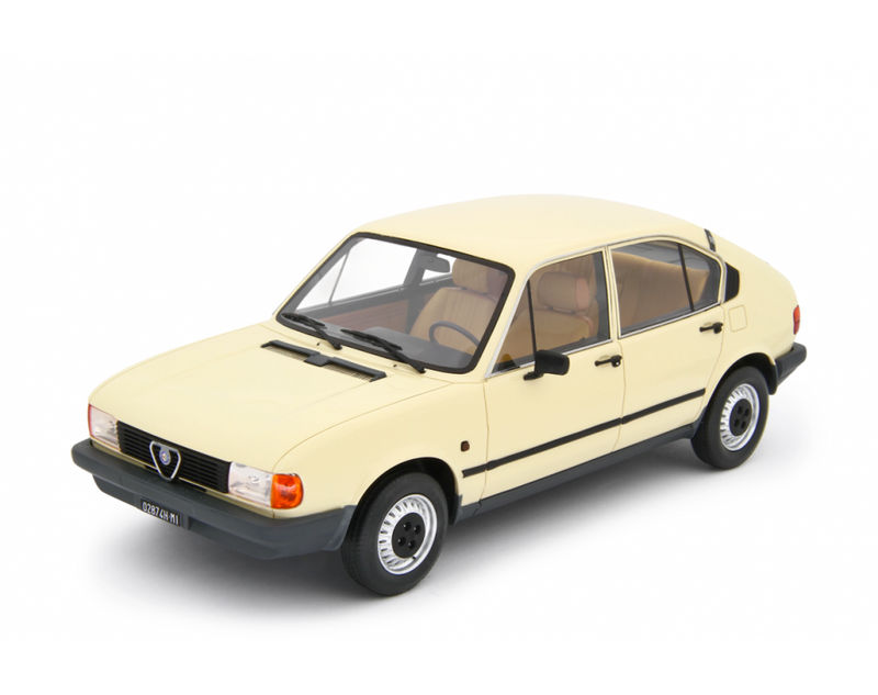 Alfa Romeo Alfasud 1.2 4 Porte 1980 Avorio 1:18 - 90413