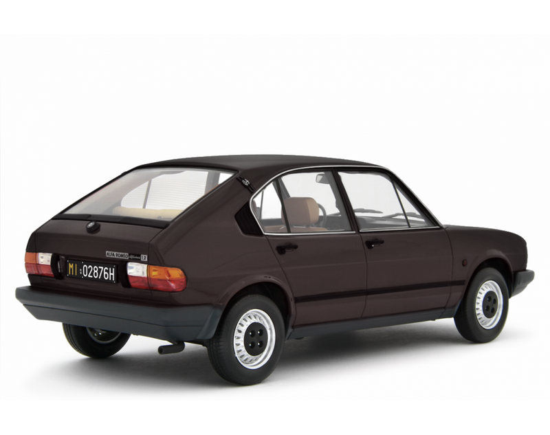 Alfa Romeo Alfasud 1.2 4 Porte 1980 Marrone Testa di Moro 1:18 - 90435