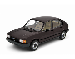 Alfa Romeo Alfasud 1.2 4 Porte 1980 Marrone Testa di Moro 1:18 - 90437