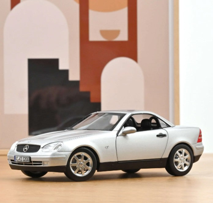 Mercedes-Benz SLK 1996 Cabriolet Spider Silver1:18 - 90513