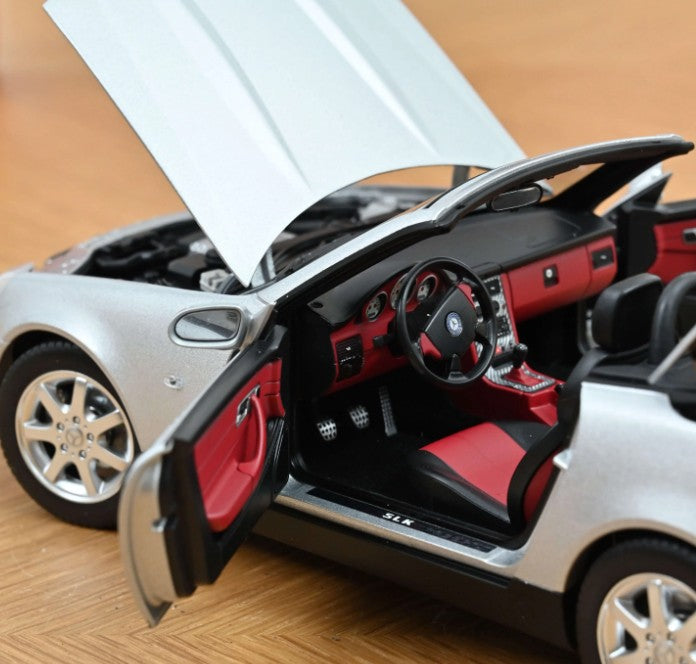 Mercedes-Benz SLK 1996 Cabriolet Spider Silver1:18 - 90517